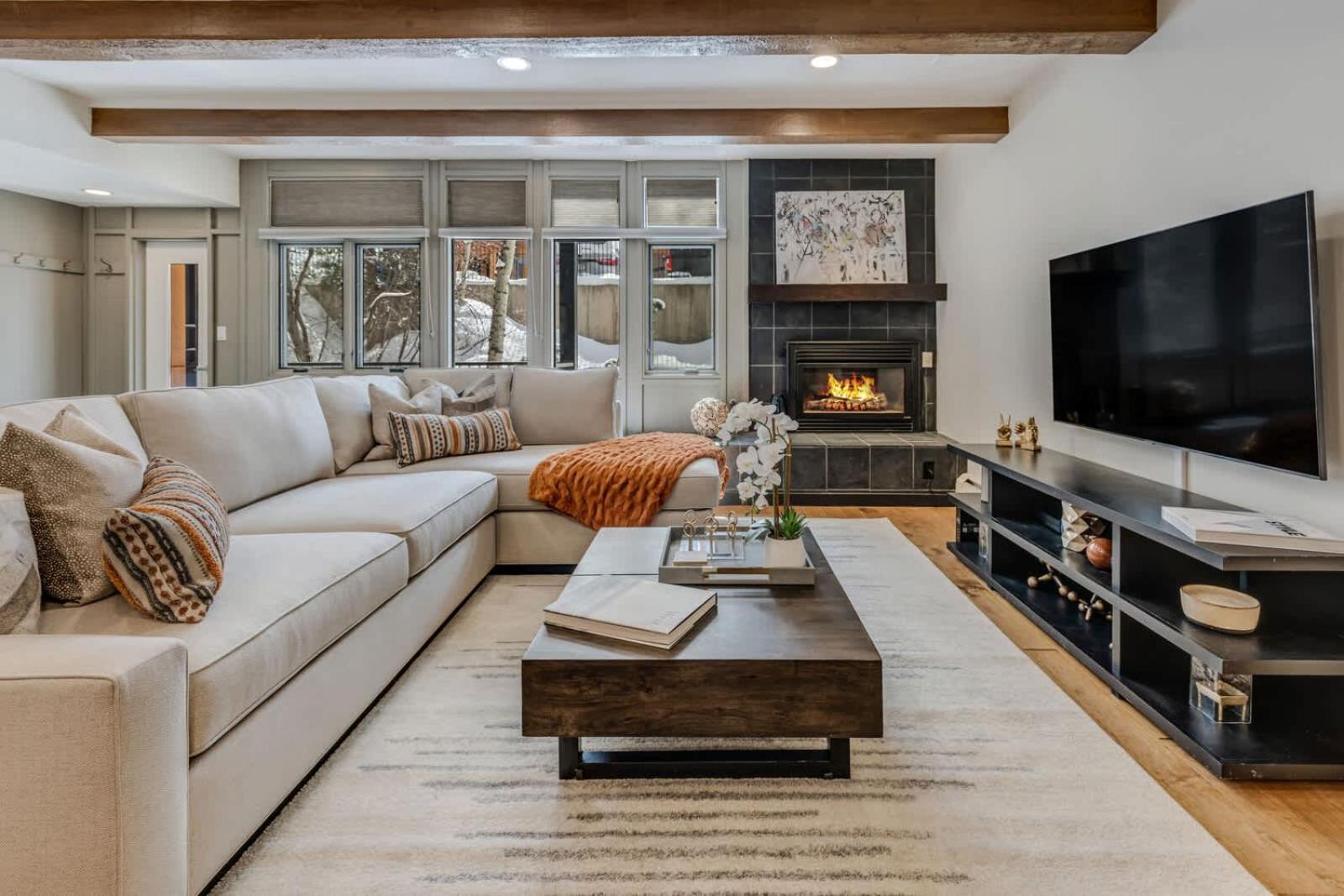 New Listing! 3 Bedroom 3 Ba Updated Condo - Pool & Hot-Tub Аспен Екстер'єр фото