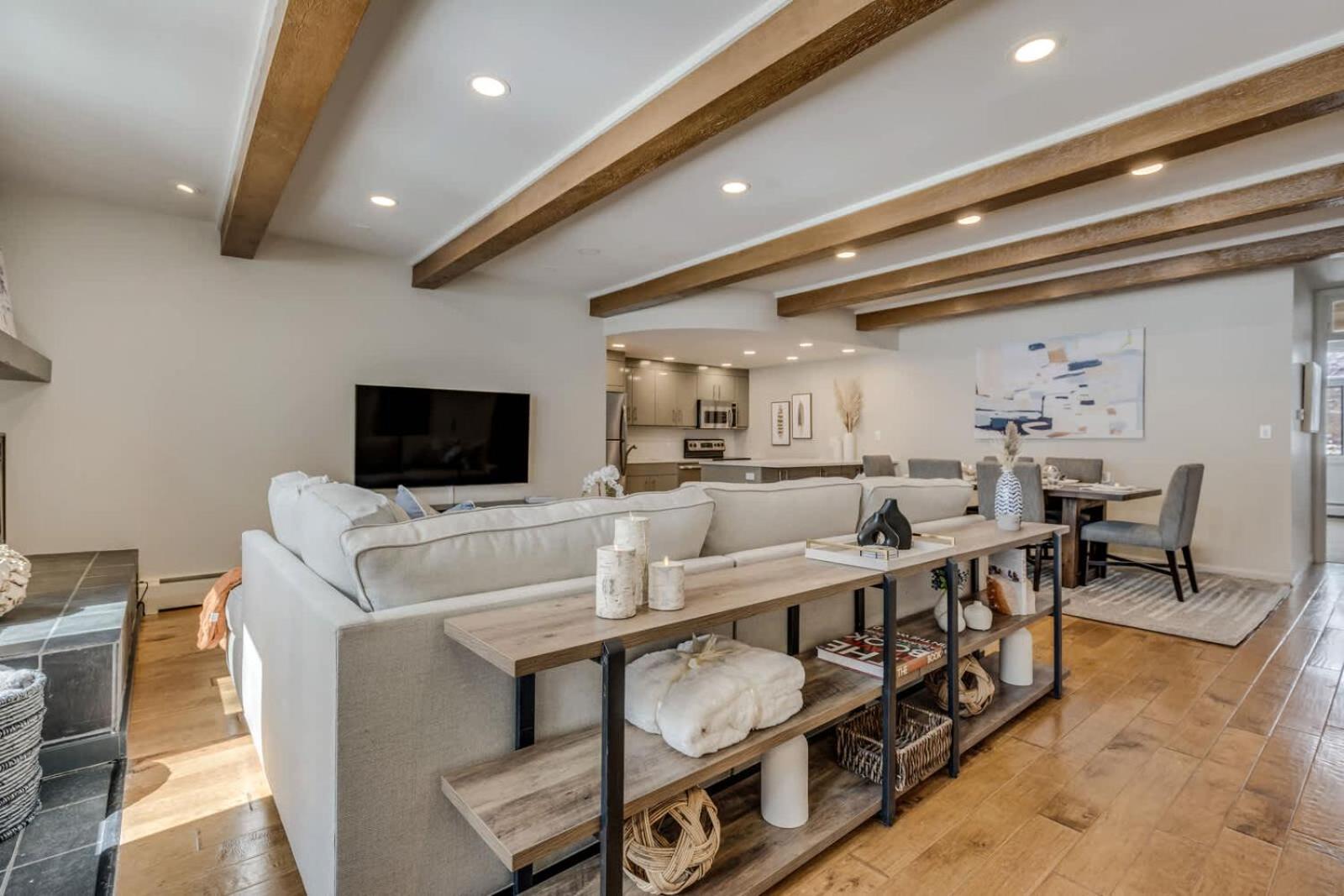 New Listing! 3 Bedroom 3 Ba Updated Condo - Pool & Hot-Tub Аспен Екстер'єр фото