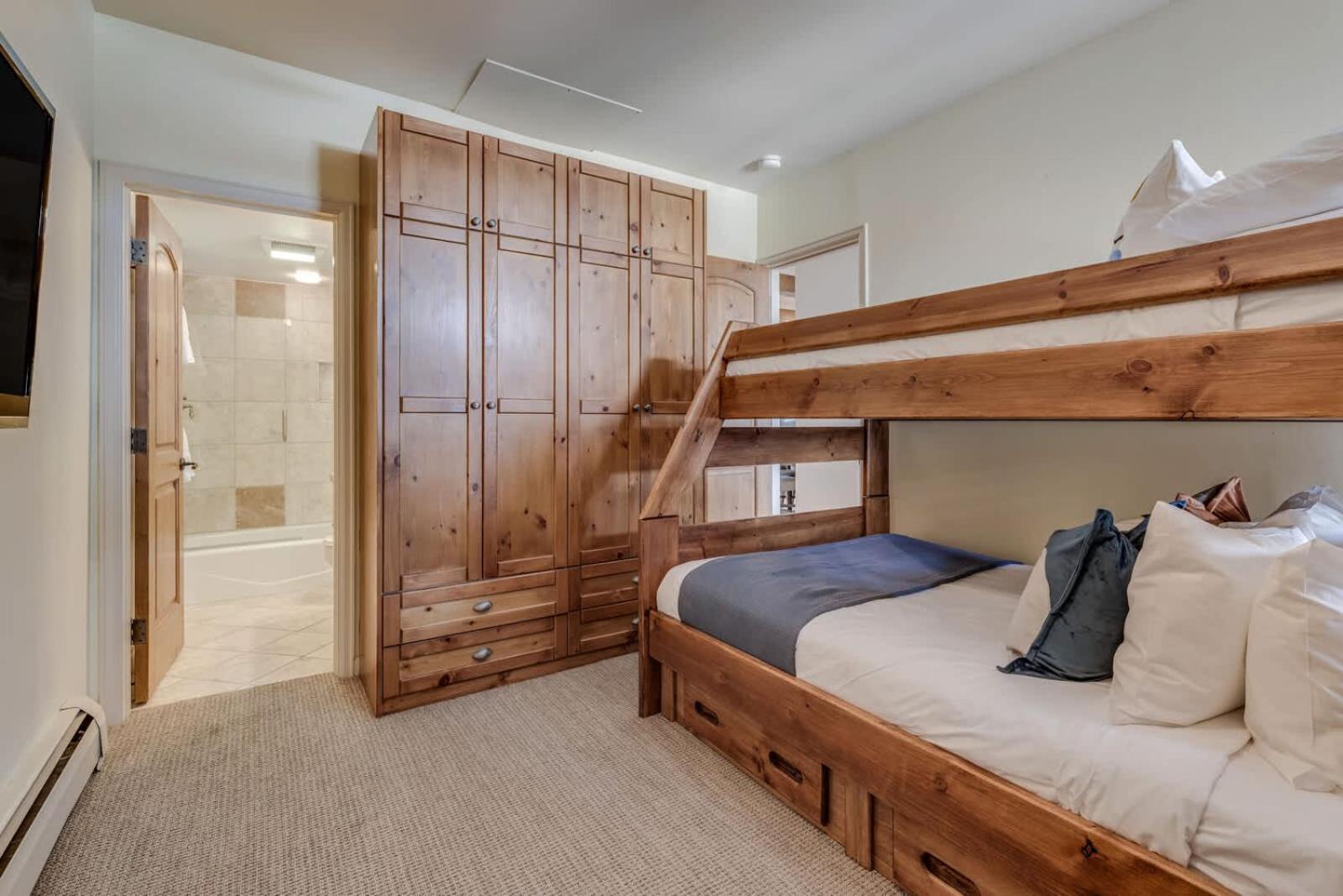 New Listing! 3 Bedroom 3 Ba Updated Condo - Pool & Hot-Tub Аспен Екстер'єр фото